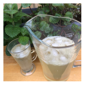 Peppermint lemonade